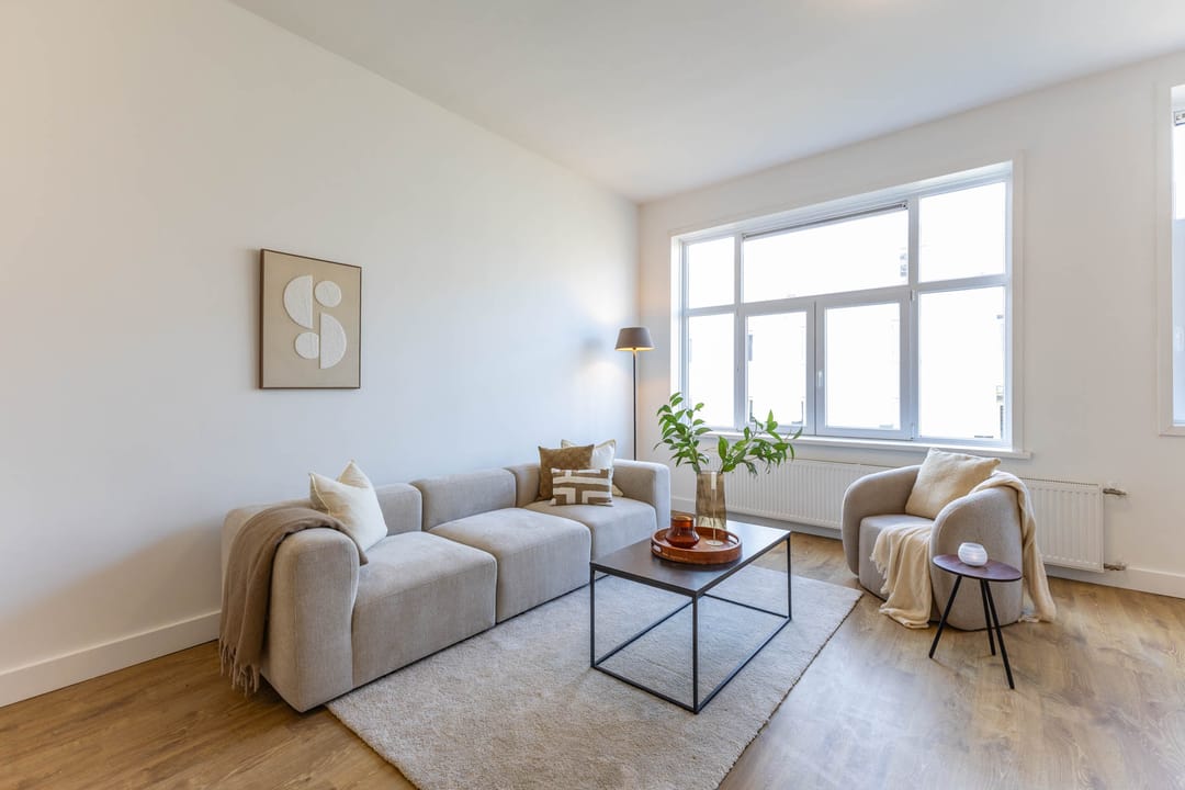 Photo 2 of Joost van Geelstraat 57-A