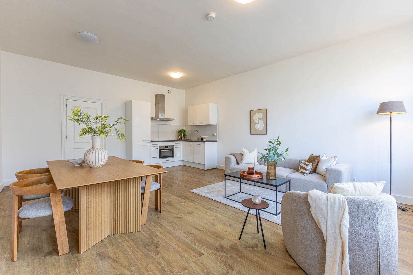 Photo 10 of Joost van Geelstraat 57-A