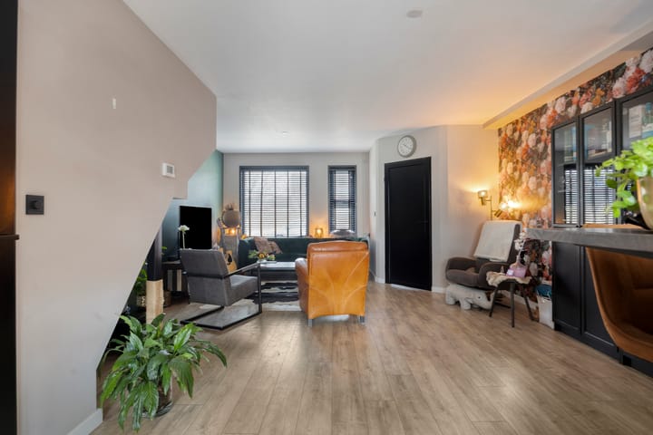 Photo 3 of Aletta Jacobsstraat 43