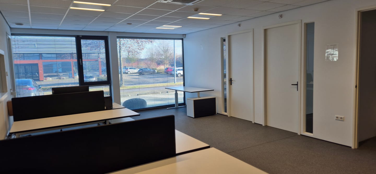 Bekijk foto 5 van Trompenburgstraat 5