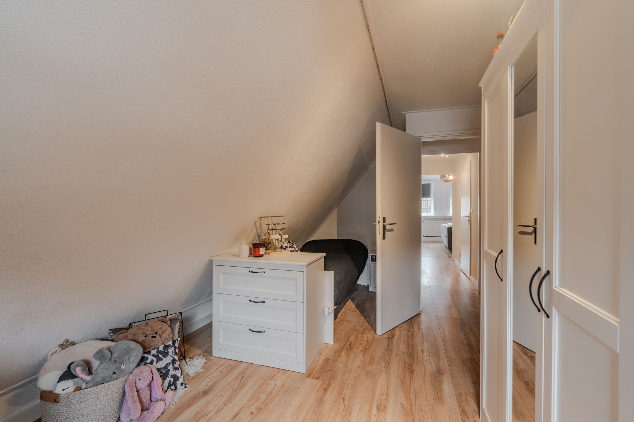 Foto 33 van Singellaan 75