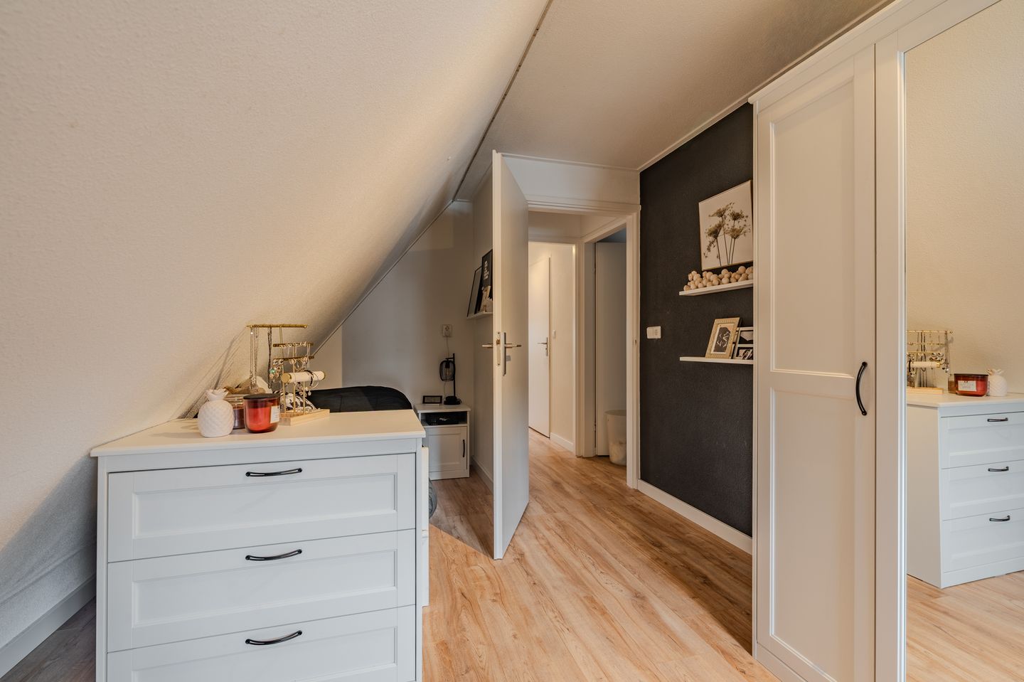 Foto 34 van Singellaan 75