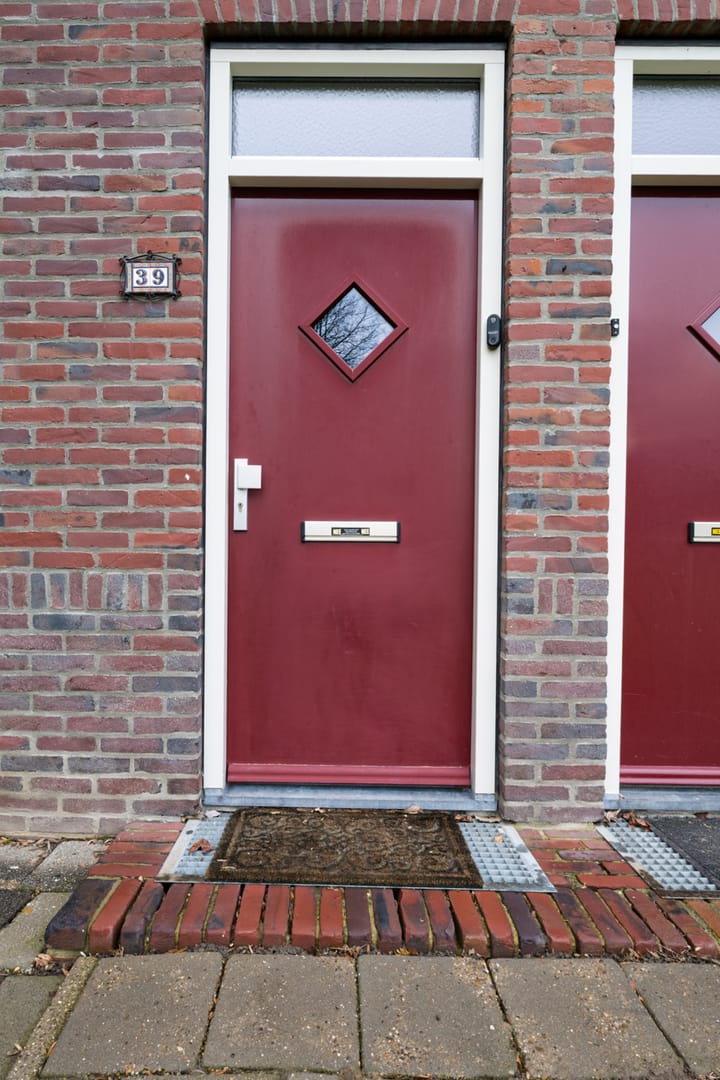 Foto 4 van Spoorstraat 39
