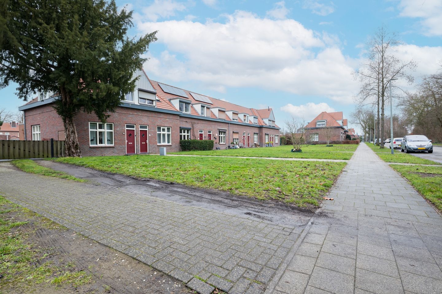 Foto 29 van Spoorstraat 39