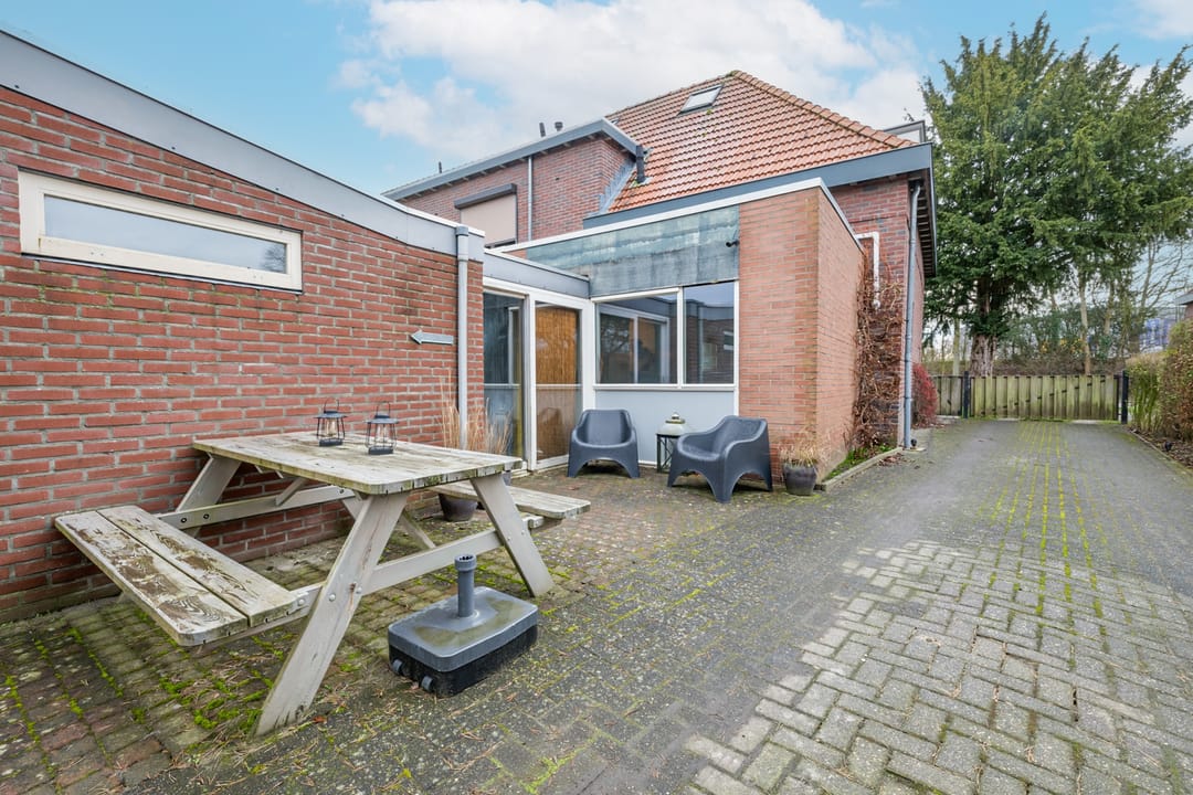 Foto 31 van Spoorstraat 39