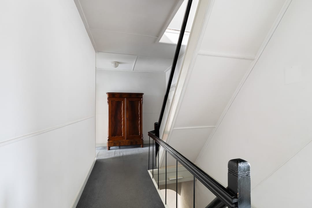 Photo 31 of Voorstraat 110