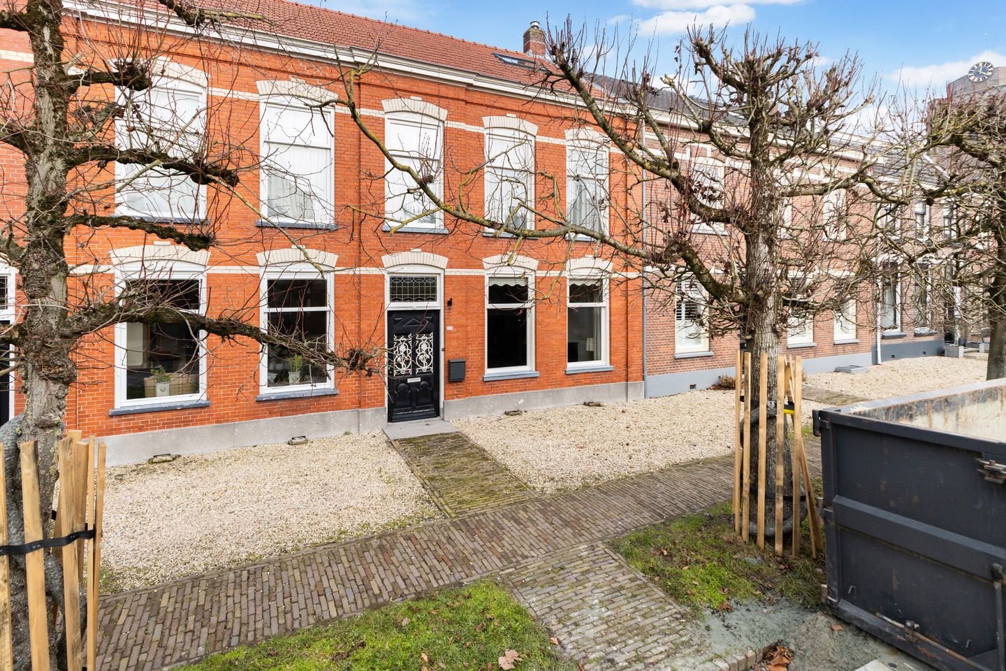 Photo 49 of Voorstraat 110