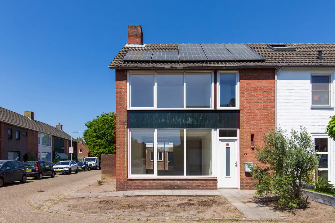 Foto 43 van Pastoor de Witstraat 1