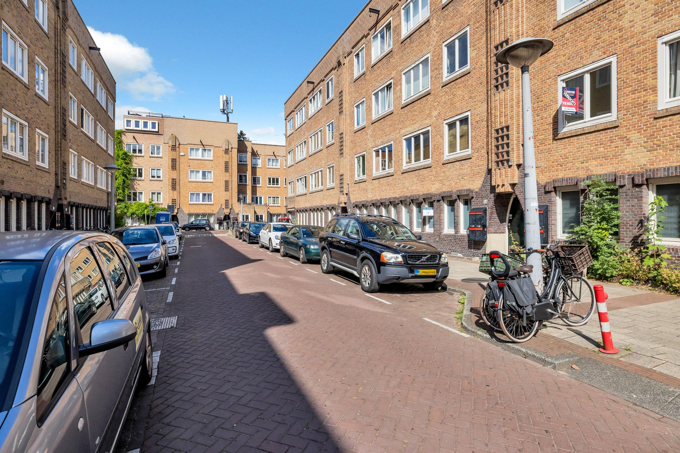 Photo 78 of Bloys van Treslongstraat 58-H