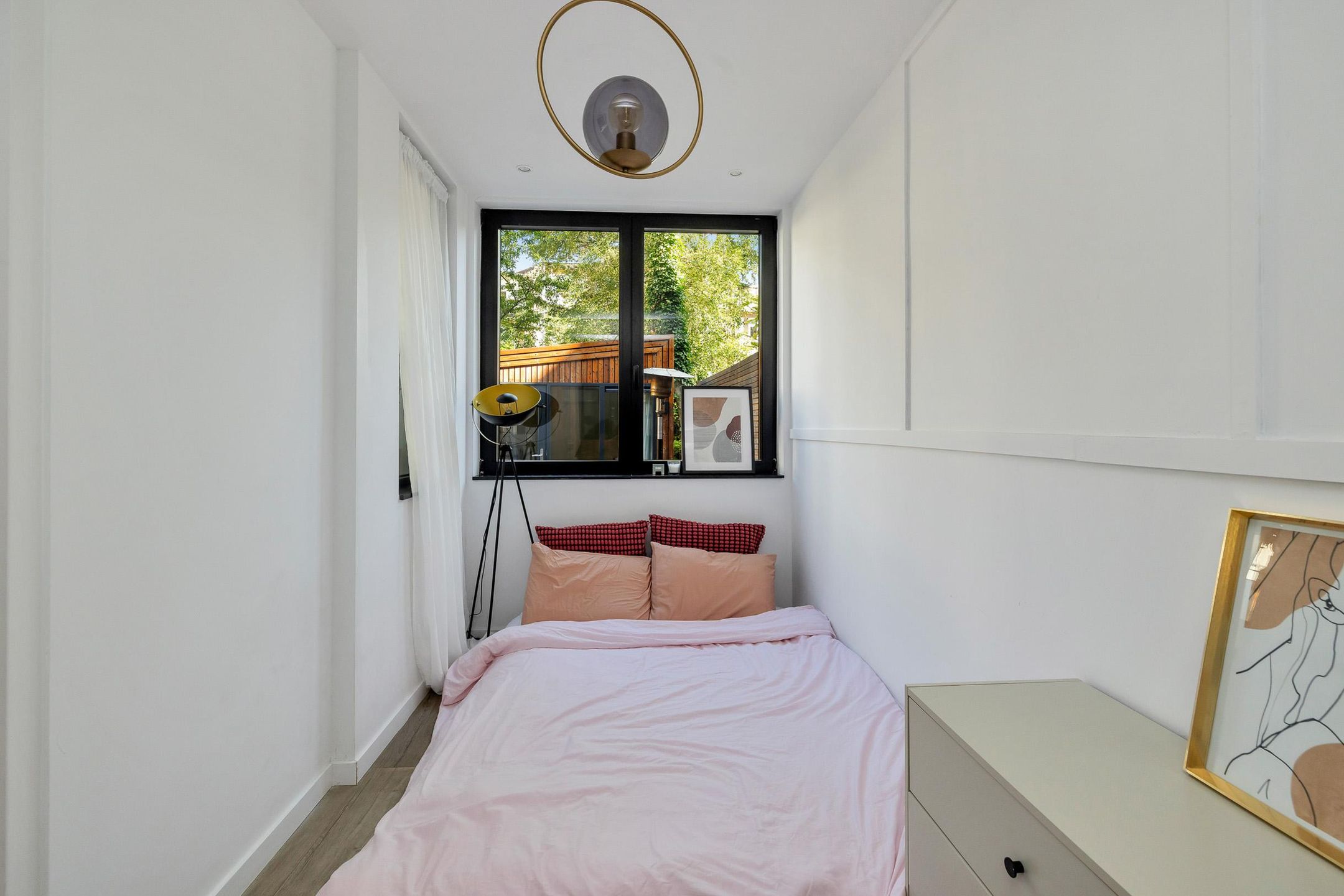 Photo 48 of Bloys van Treslongstraat 58-H