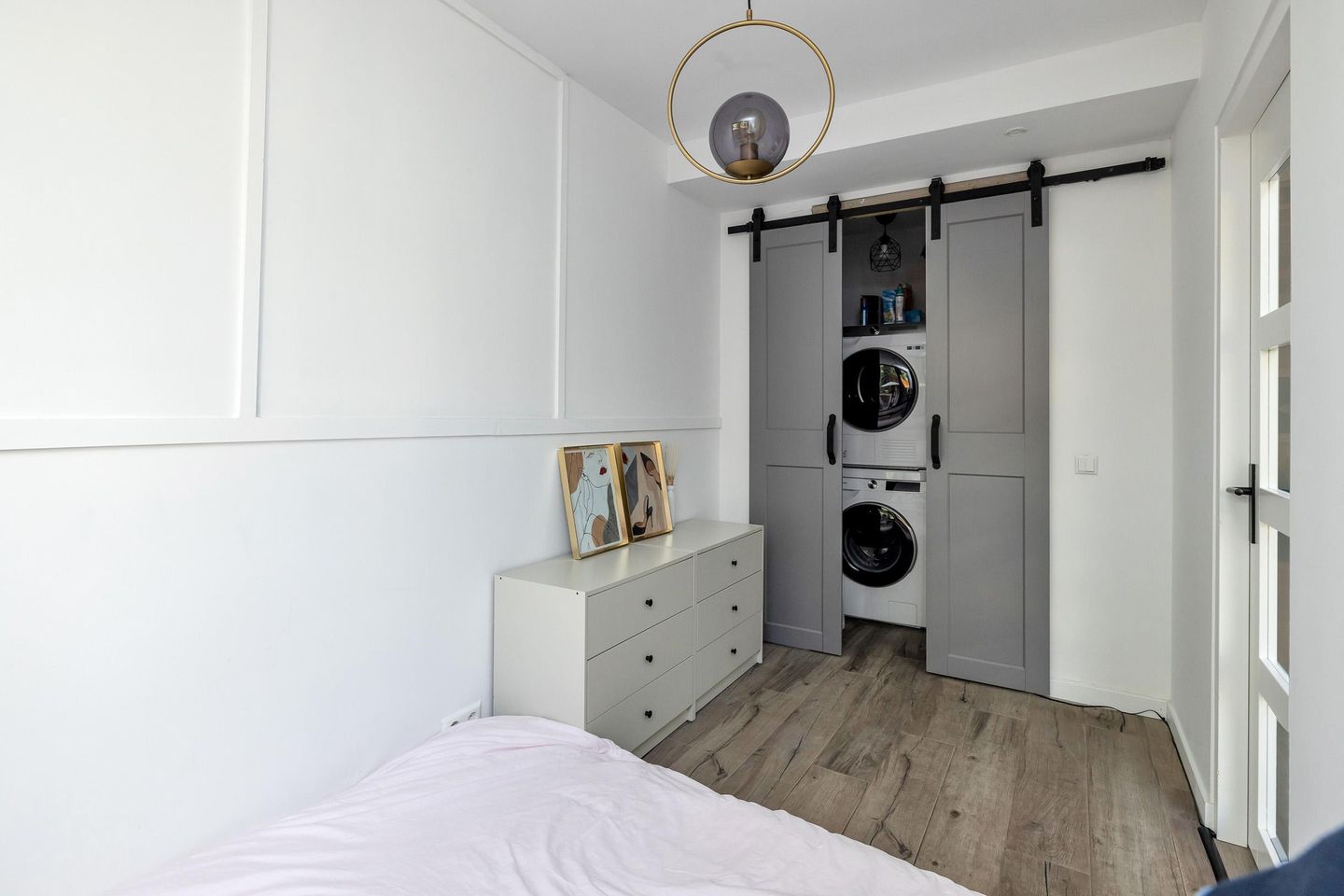 Photo 49 of Bloys van Treslongstraat 58-H