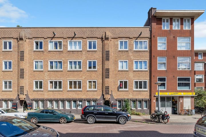 Photo 2 of Bloys van Treslongstraat 58-H