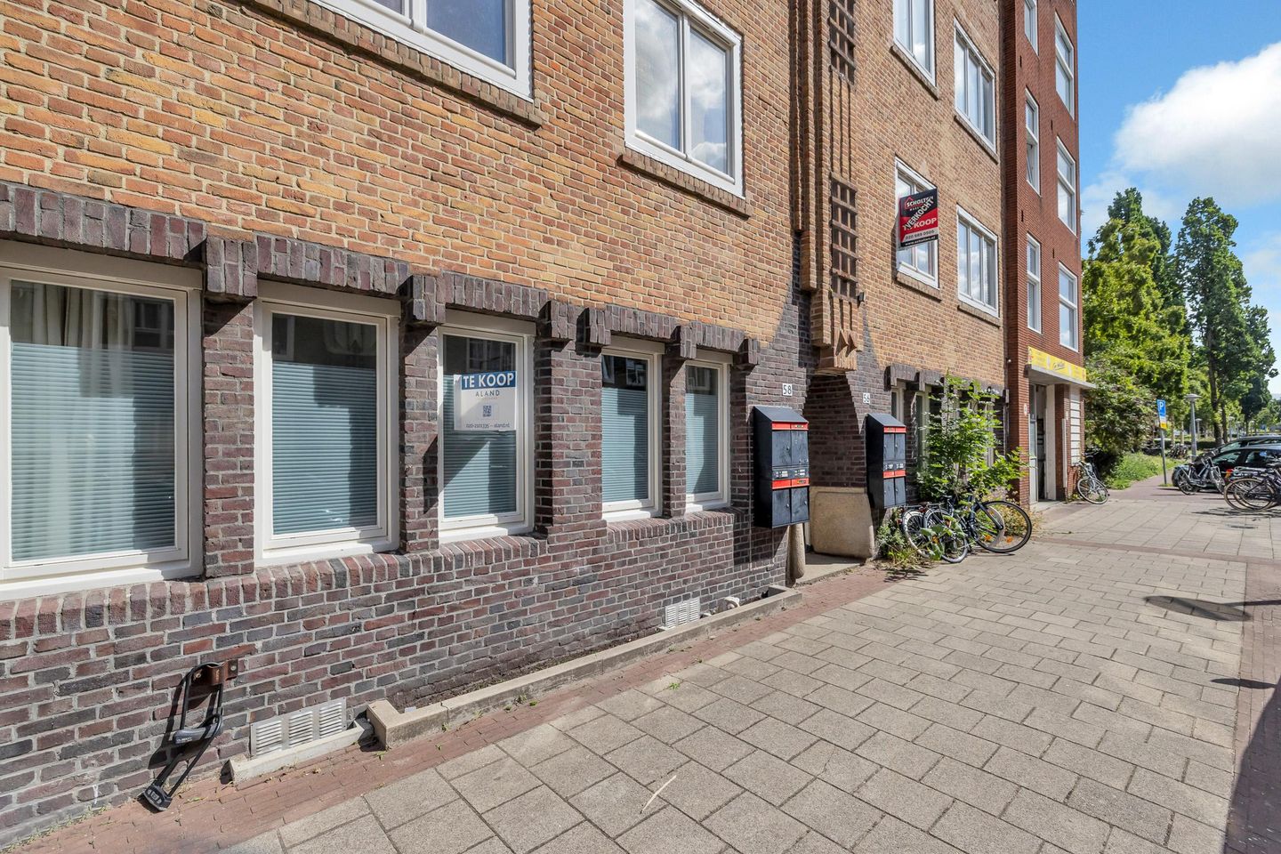 Photo 74 of Bloys van Treslongstraat 58-H