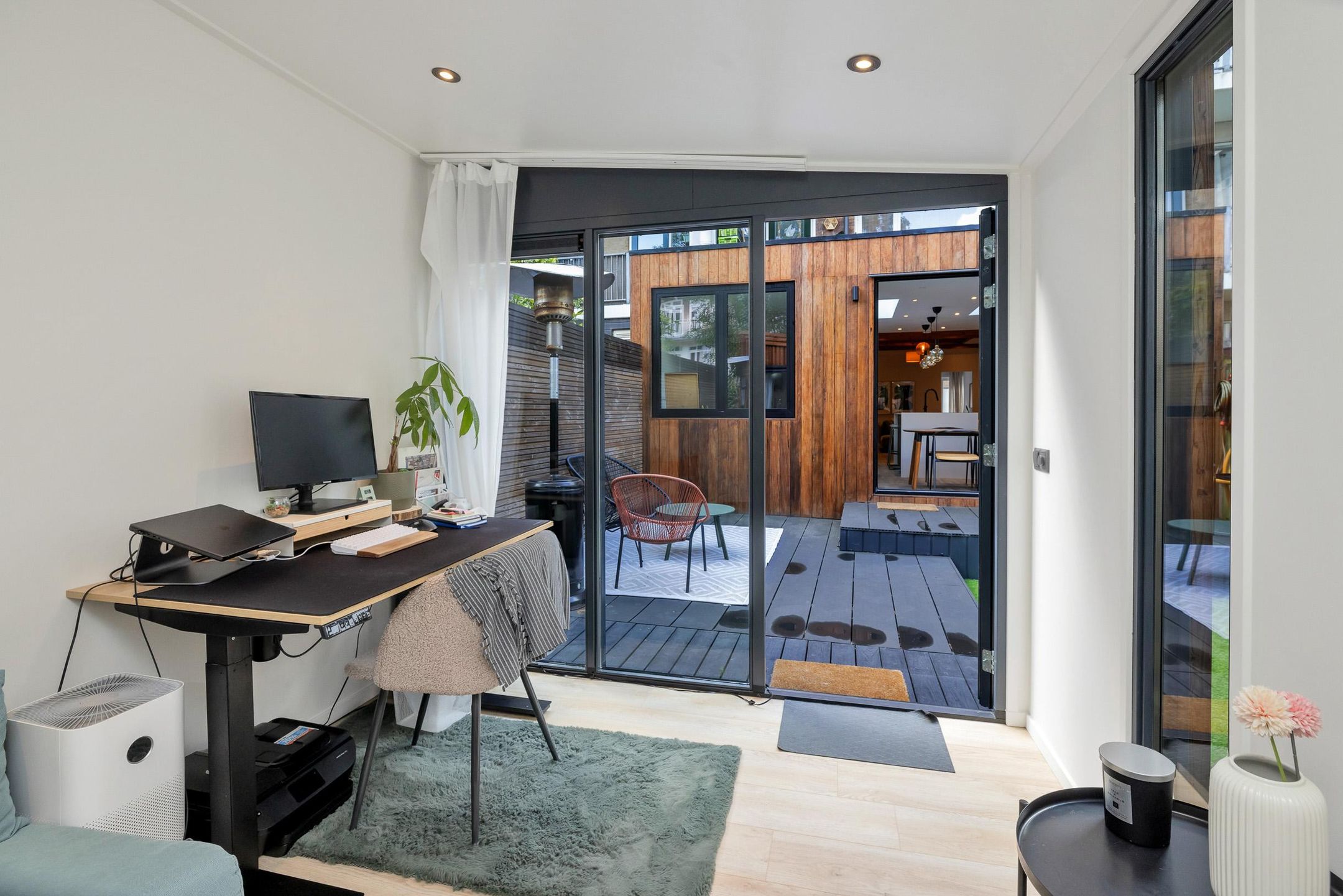 Photo 60 of Bloys van Treslongstraat 58-H