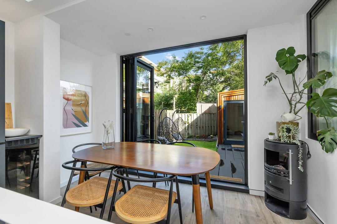 Photo 23 of Bloys van Treslongstraat 58-H