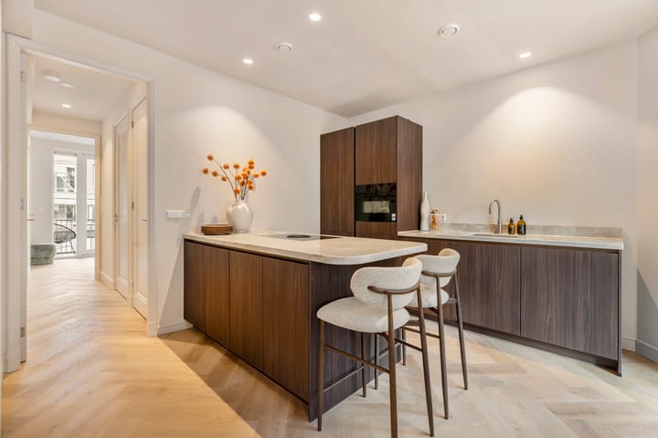 Photo 2 of Zocherstraat 56-1B