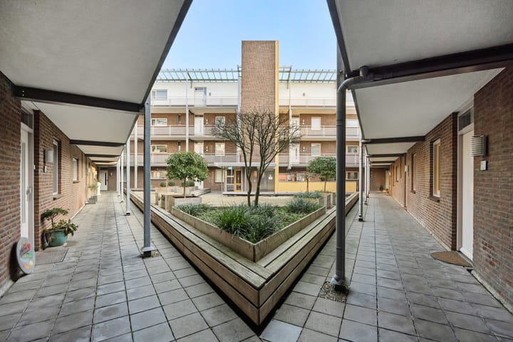 Foto 8 van Visser 11-B