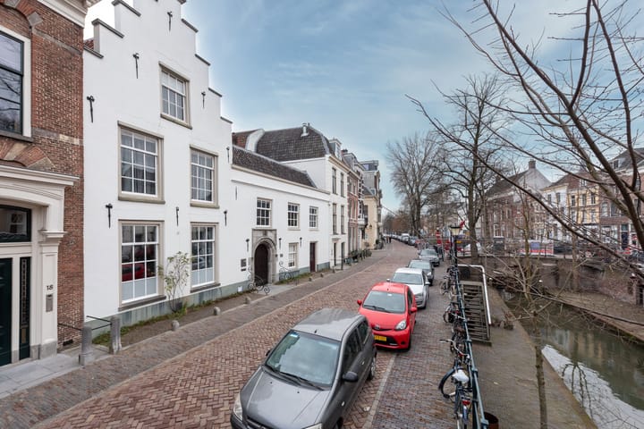 Photo 26 of Nieuwegracht 20-N