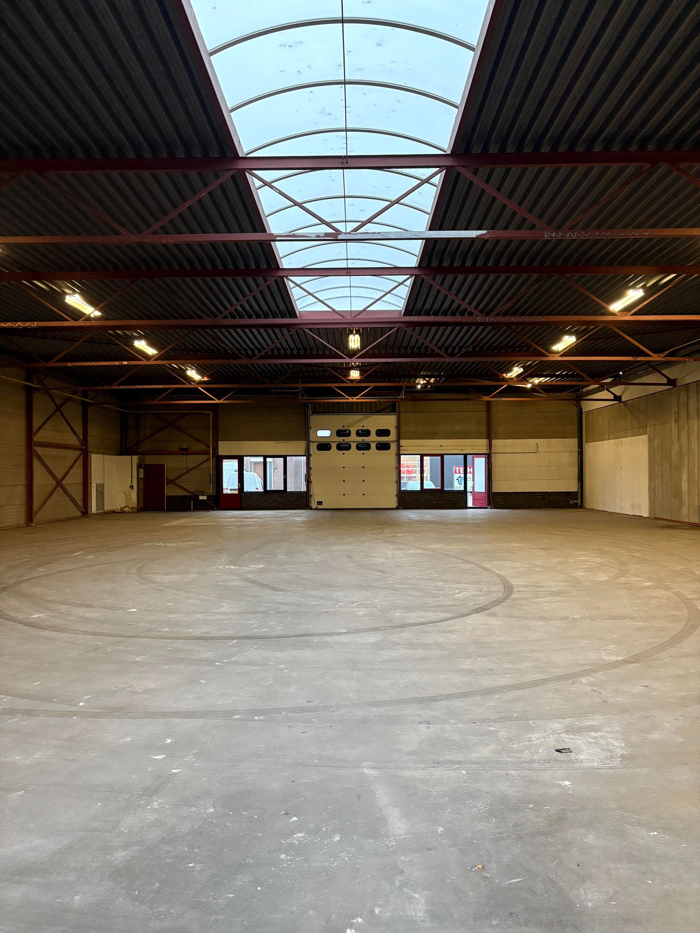 Bekijk foto 2 van ten Catestraat 13