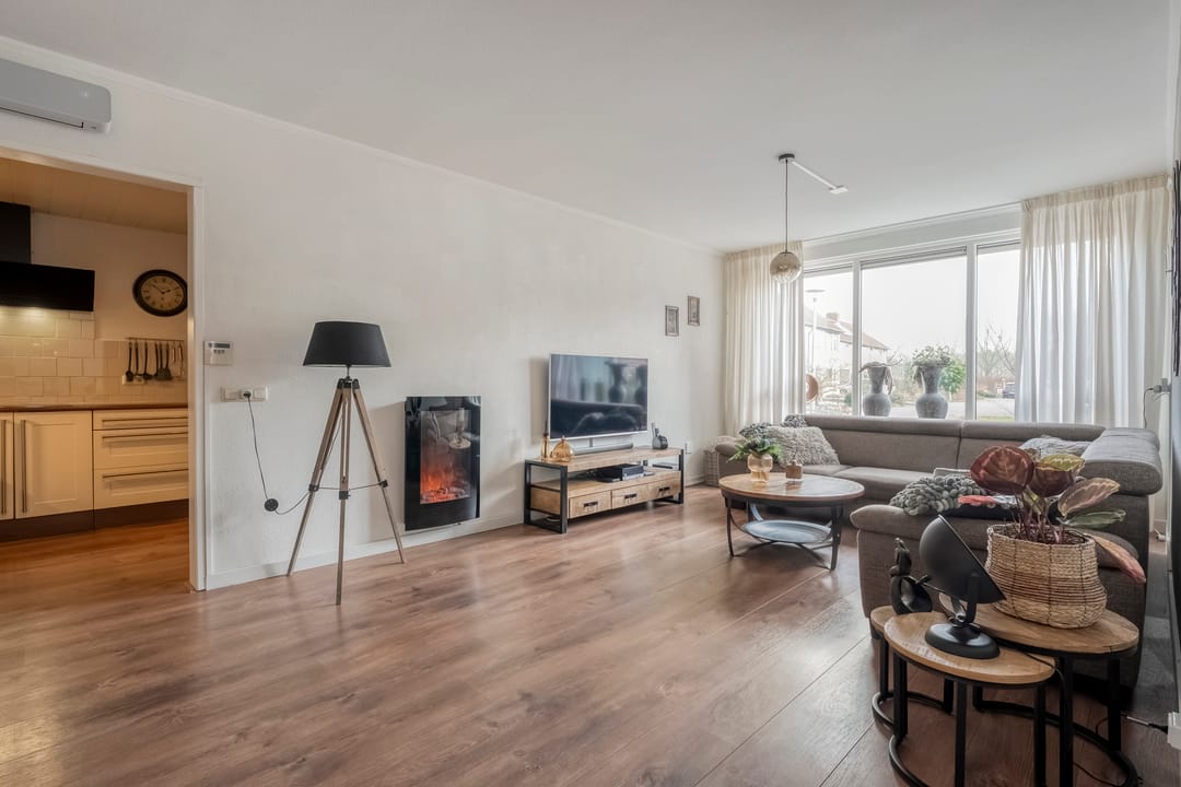 Photo 11 of Castorstraat 9