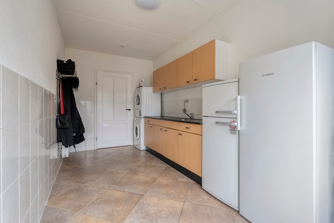 Photo 22 of Castorstraat 9