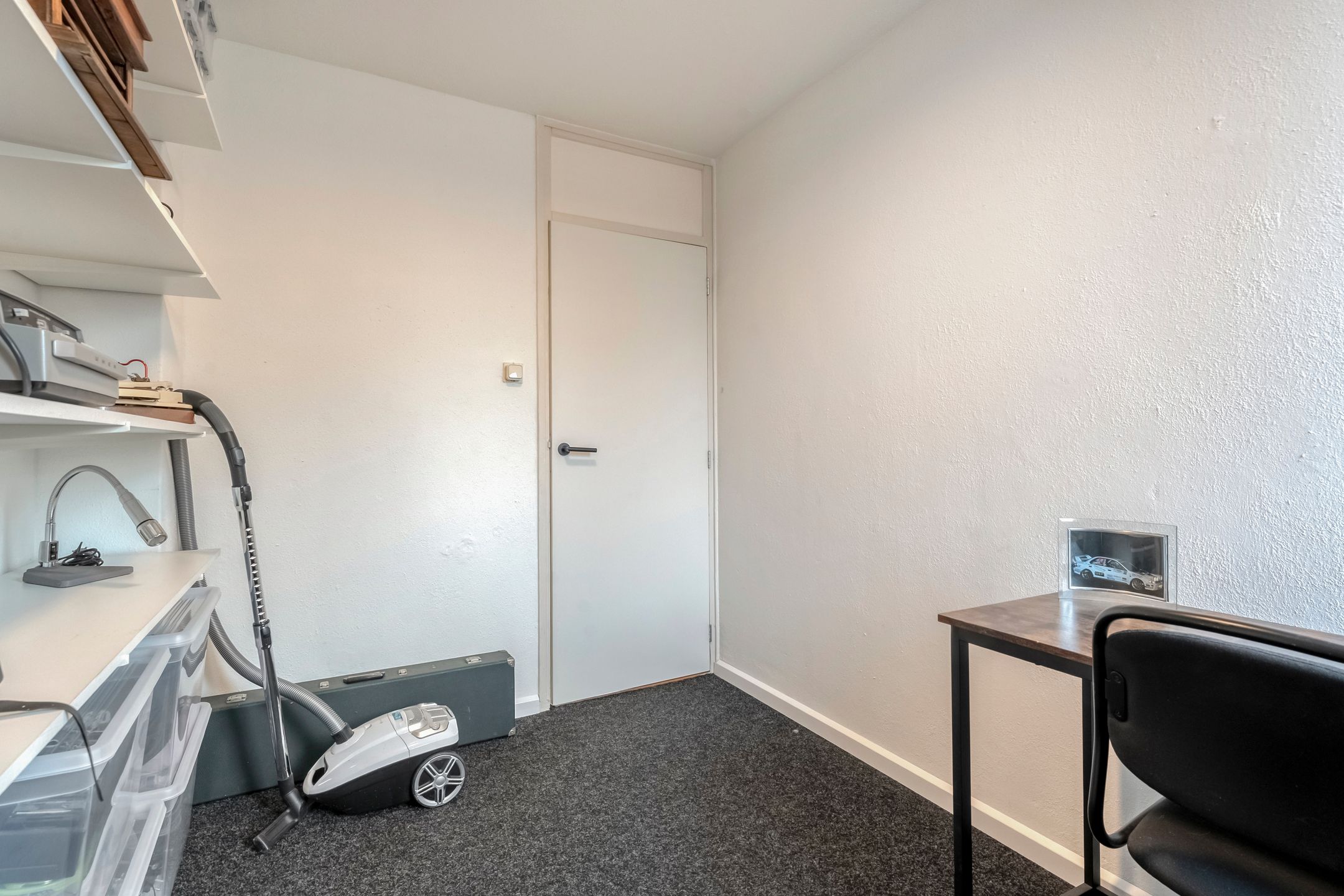 Photo 27 of Castorstraat 9