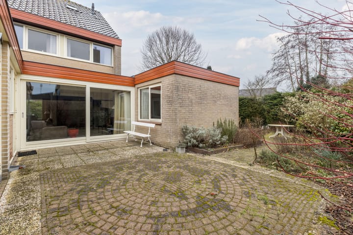 Foto 39 van Jan van Scorelpark 50