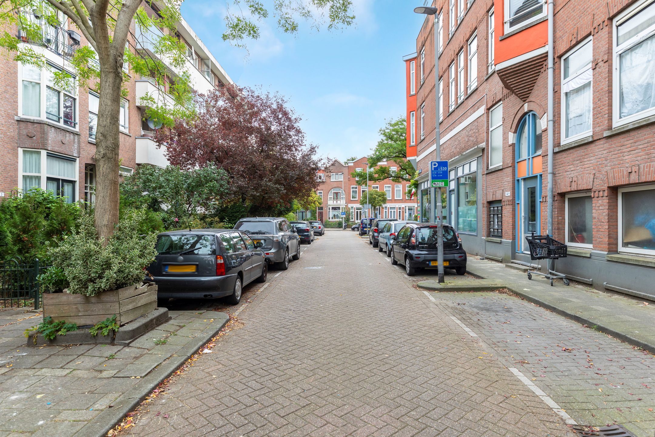 Photo 21 of Hugo Molenaarstraat 17-B