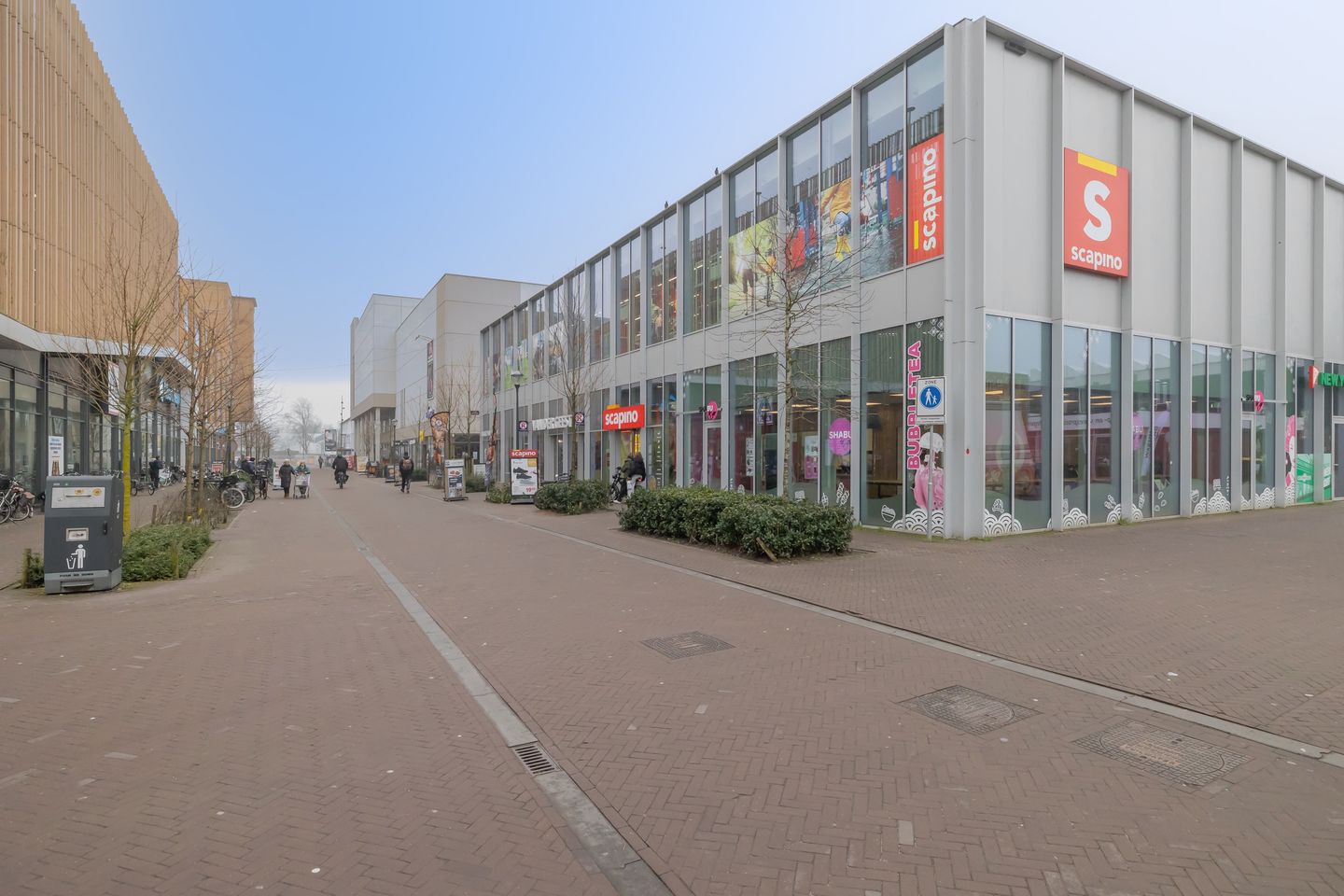 Bekijk foto 2 van Casablancastraat 8