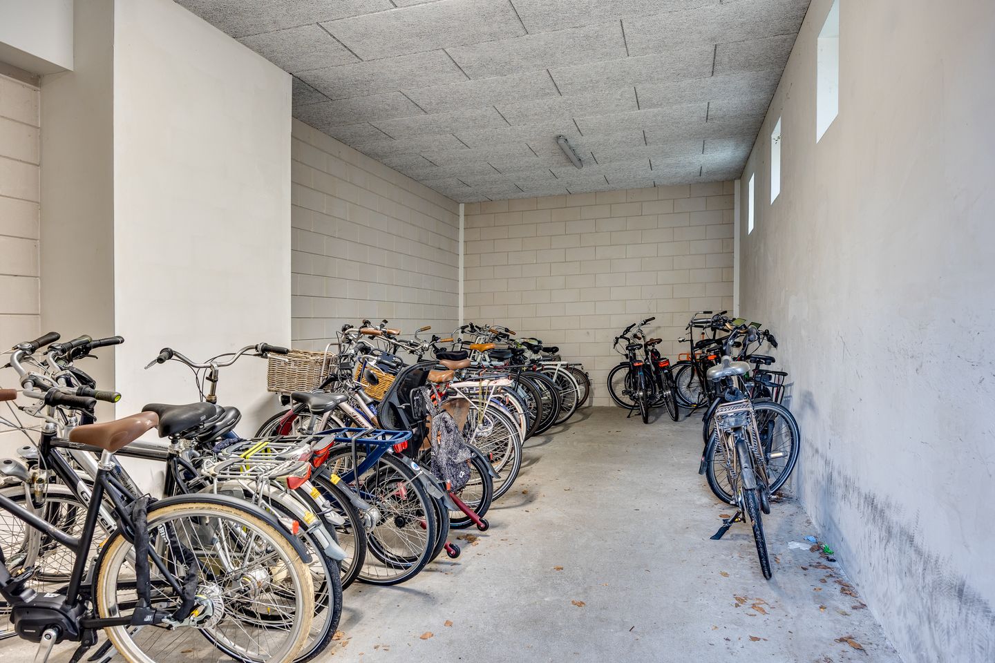 Photo 19 of Sportparkweg 154