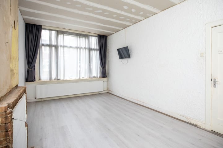 Foto 2 van Hugo Molenaarstraat 17-A01