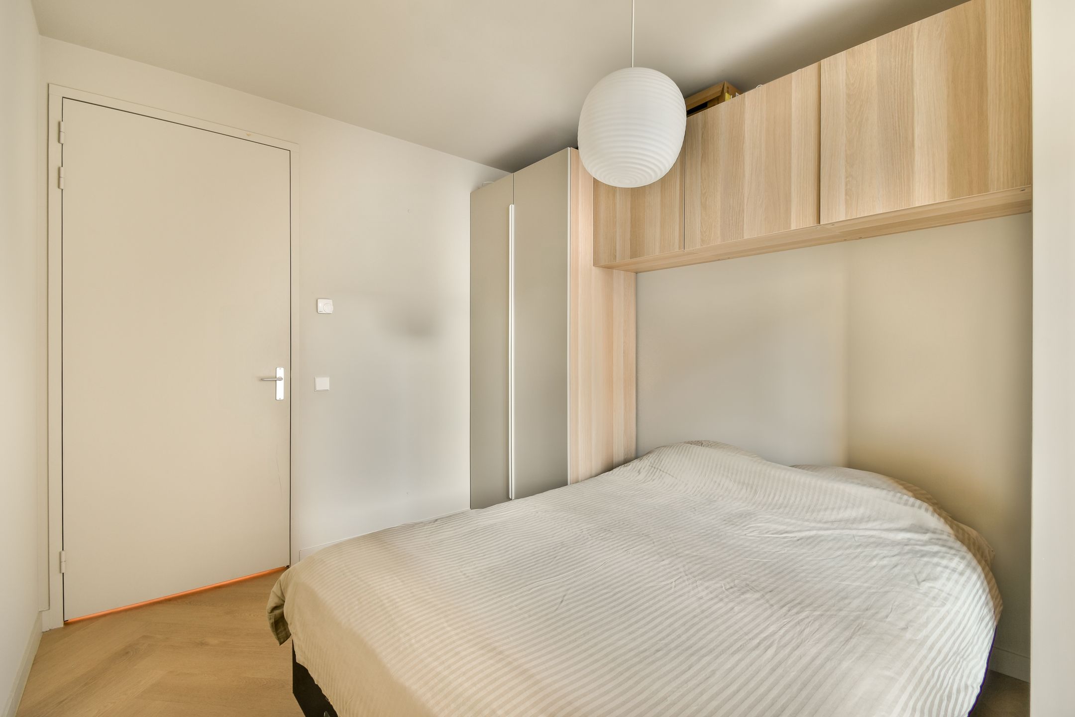 Foto 9 van Osdorpplein 970