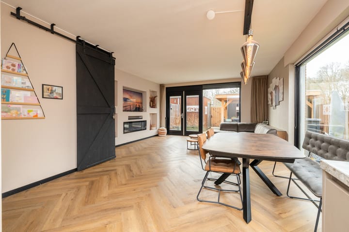 Photo 15 of Prins Clausstraat 248