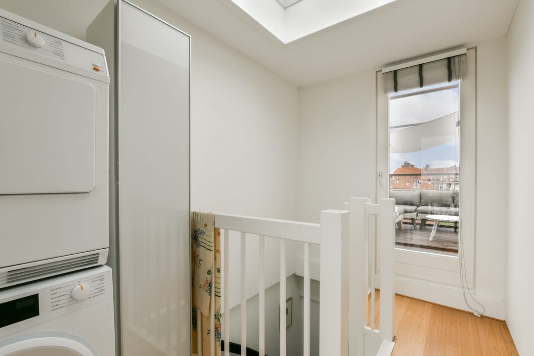 Photo 23 of Hogeweg 86-3