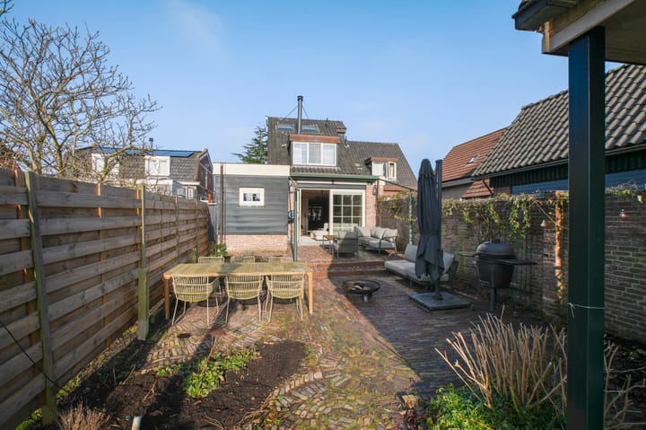 Photo 2 of van Beekstraat 68