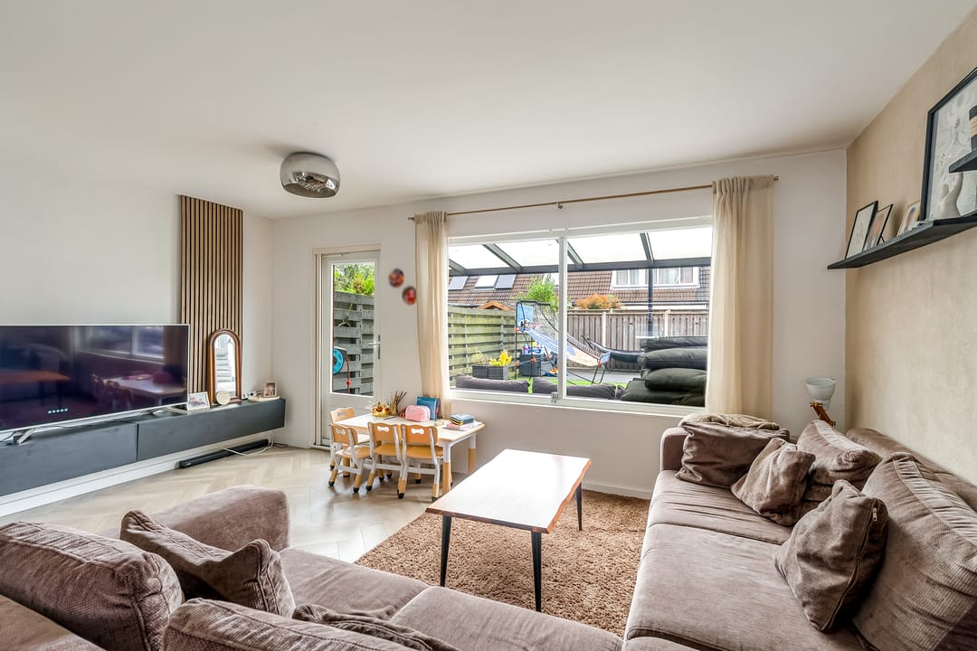 Photo 11 of Schoener 27 22