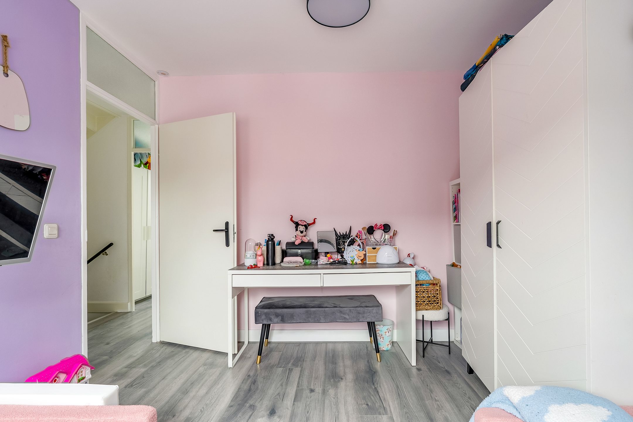 Photo 24 of Schoener 27 22