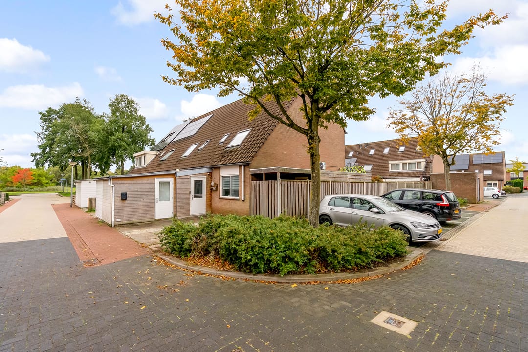 Photo 38 of Schoener 27 22