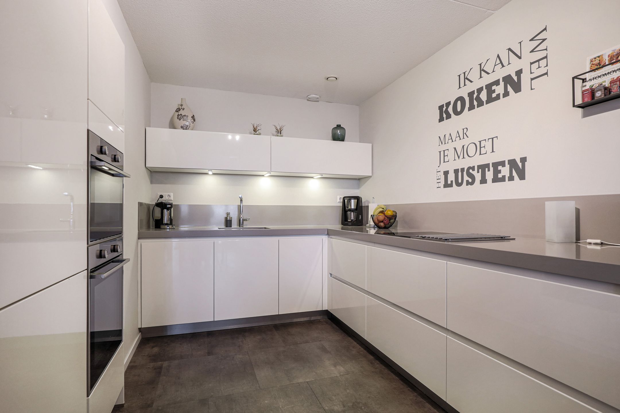 Foto 3 van Forel 284