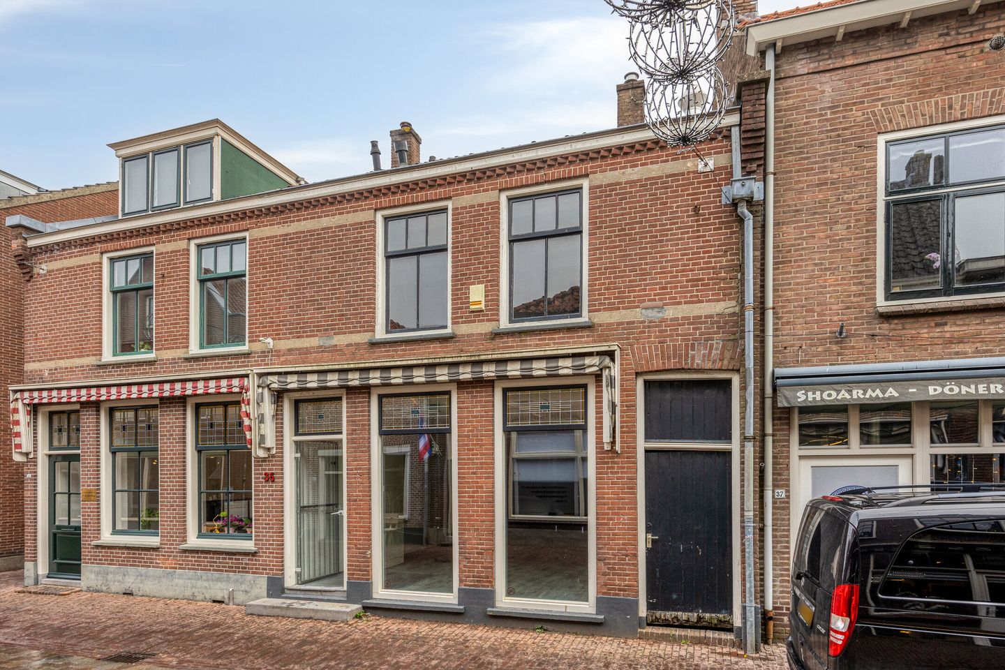 View photo 2 of Kerkstraat 35