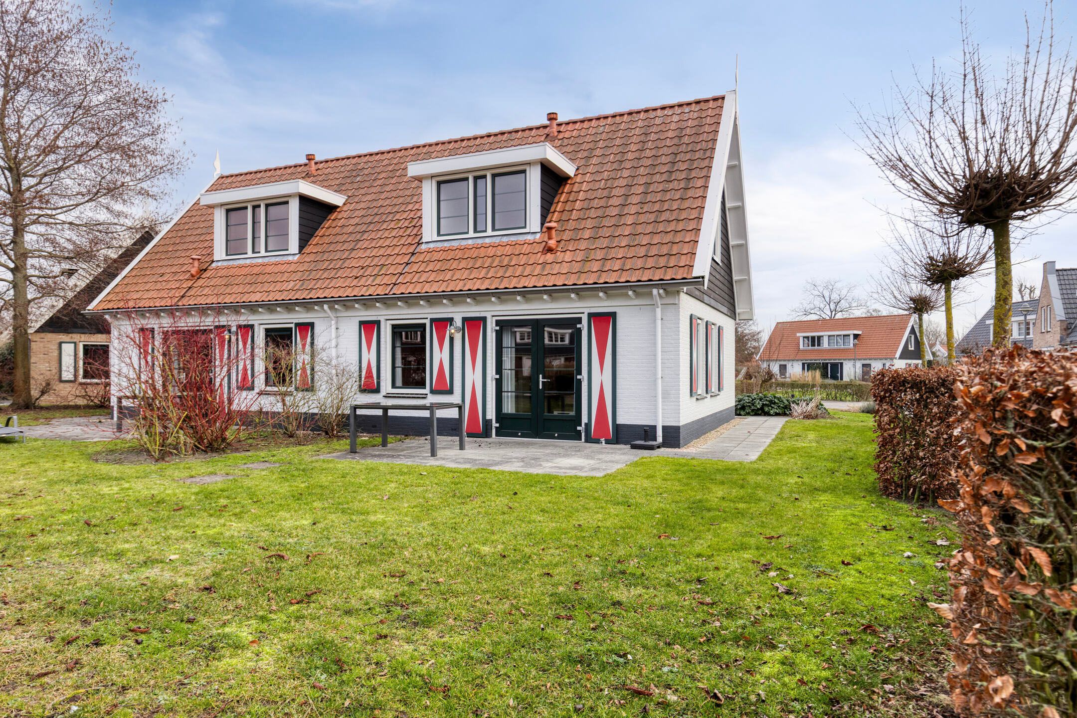 2-bedroom freehold villa in Burgh-Haamstede — photo 2 of 5