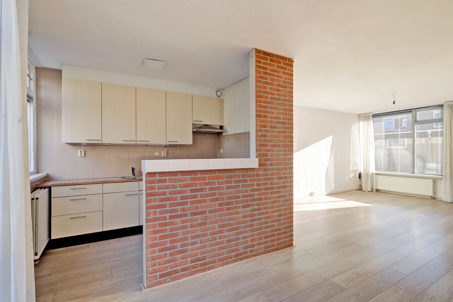 Photo 10 of Schubertstraat 36