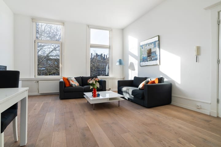 Photo 4 of Mathenesserlaan 393-B04