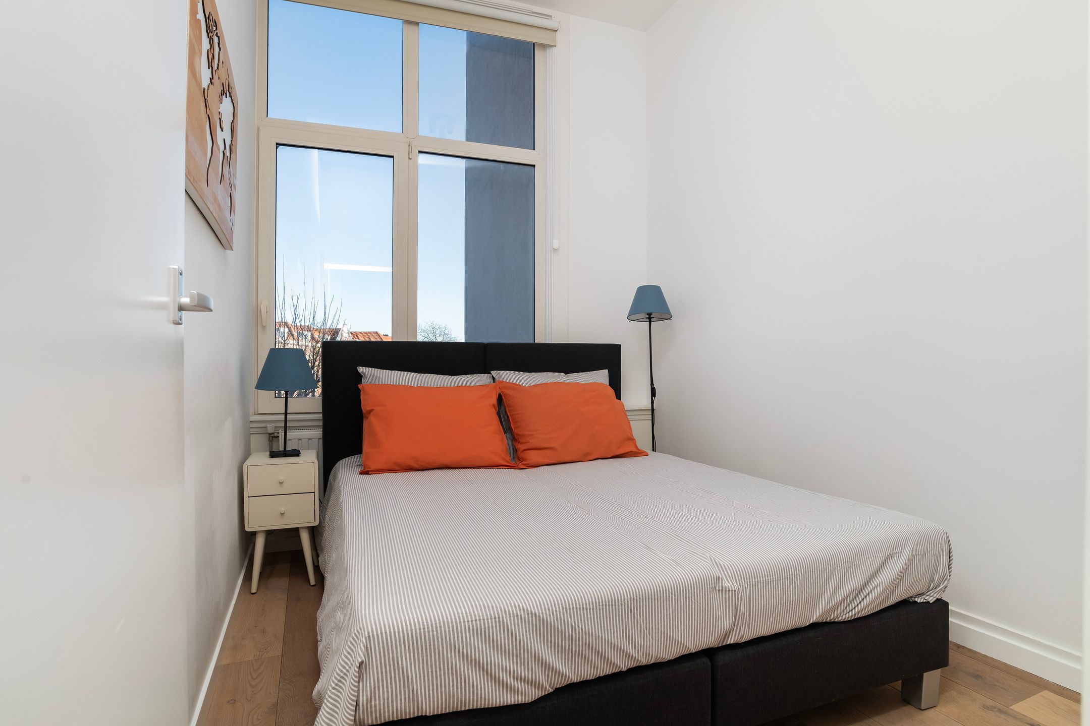 Photo 9 of Mathenesserlaan 393-B04