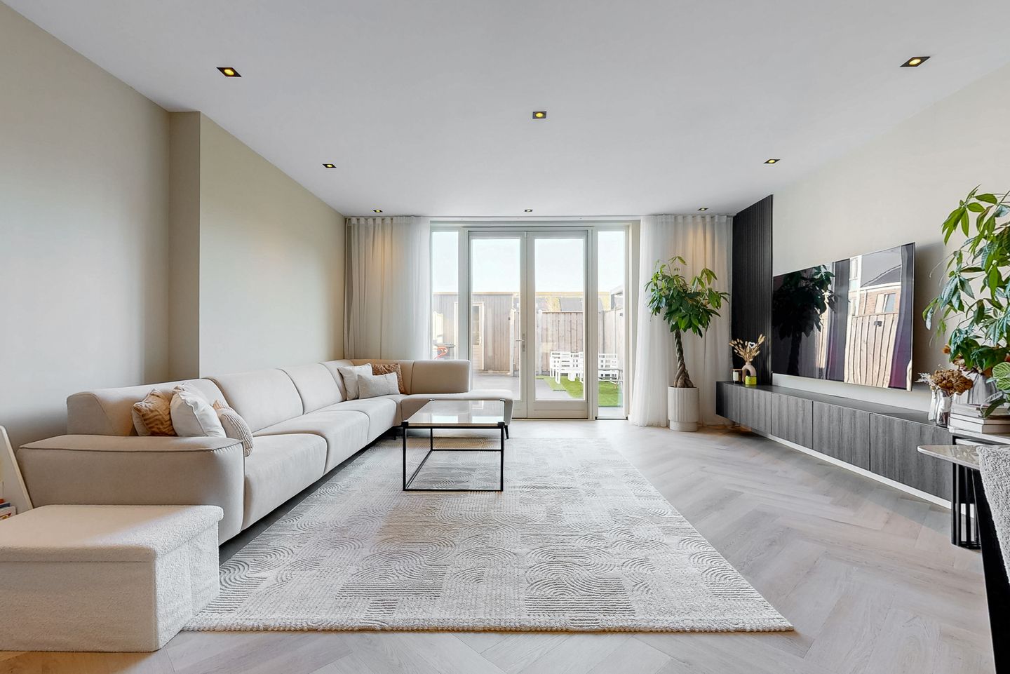 Foto 10 van Meerkoetstraat 12