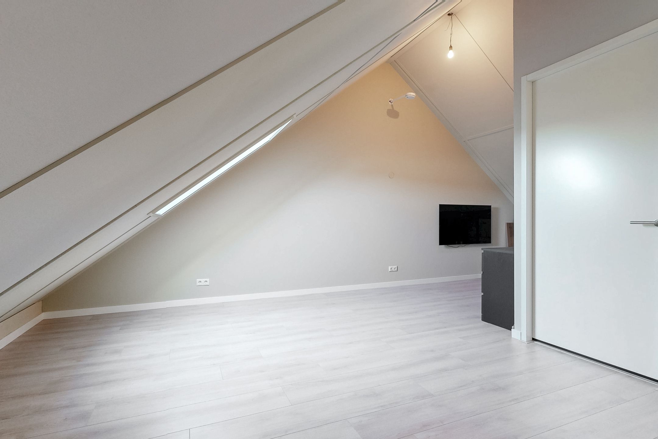 Foto 27 van Meerkoetstraat 12