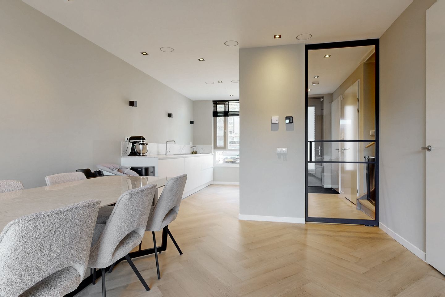 Foto 14 van Meerkoetstraat 12