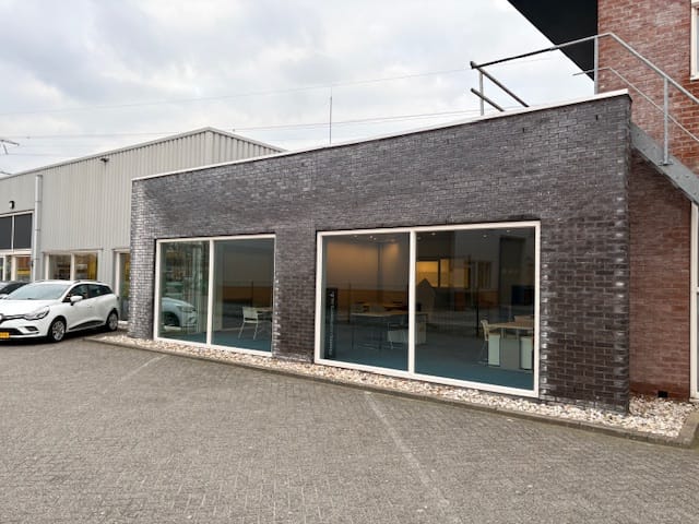 Florynwei 3-G, Burgum