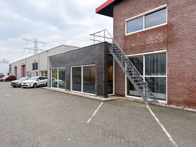 View photo 3 of Florynwei 3-G