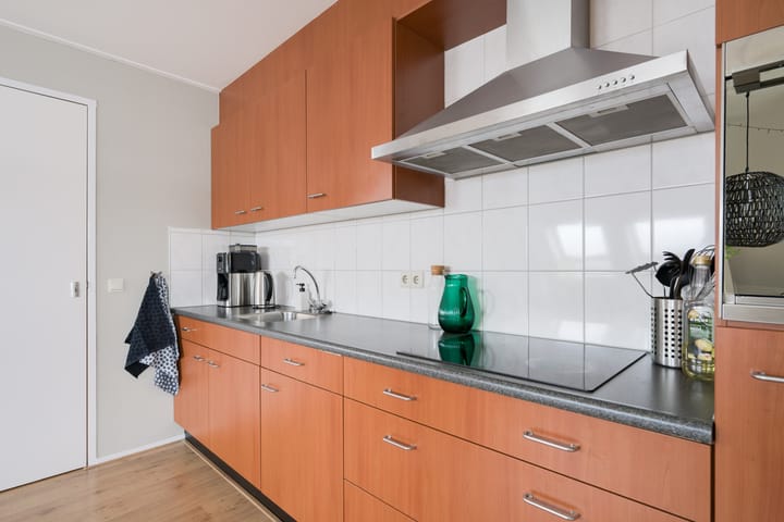 Foto 19 van Spoorstraat 8-D